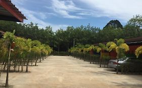 Sabaidee Resort